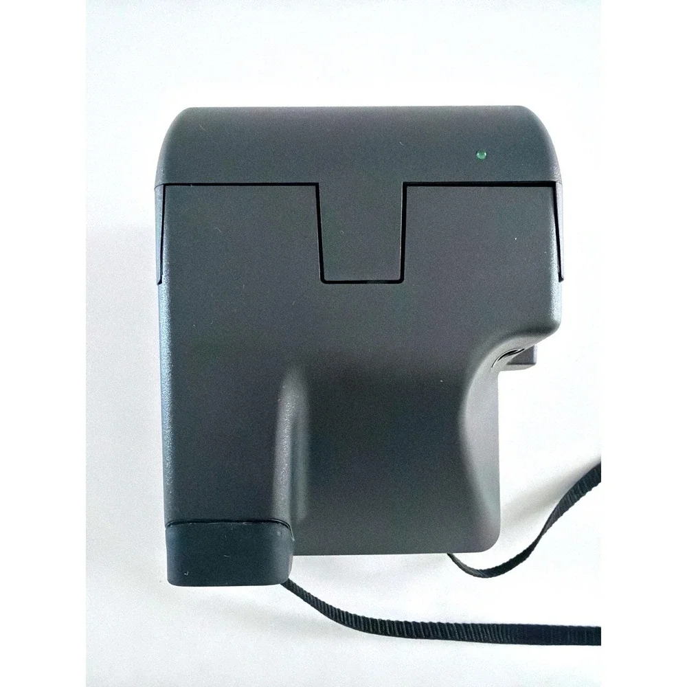 Vintage Polaroid OneStep CloseUp 600 Instant Film Camera 90s era Point and Shoot
